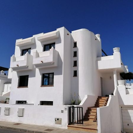 Surf Dream Surfhouse Hostel Corralejo Kültér fotó