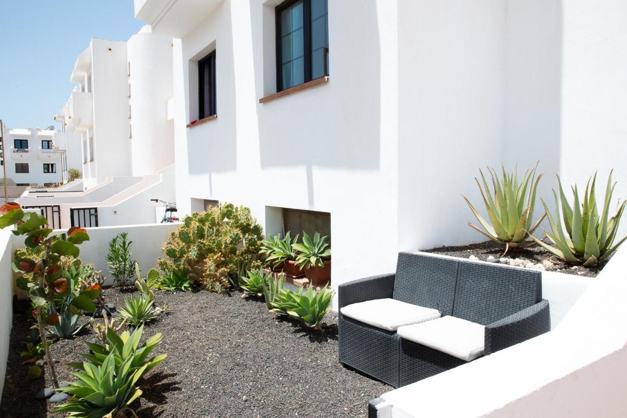Surf Dream Surfhouse Hostel Corralejo Kültér fotó