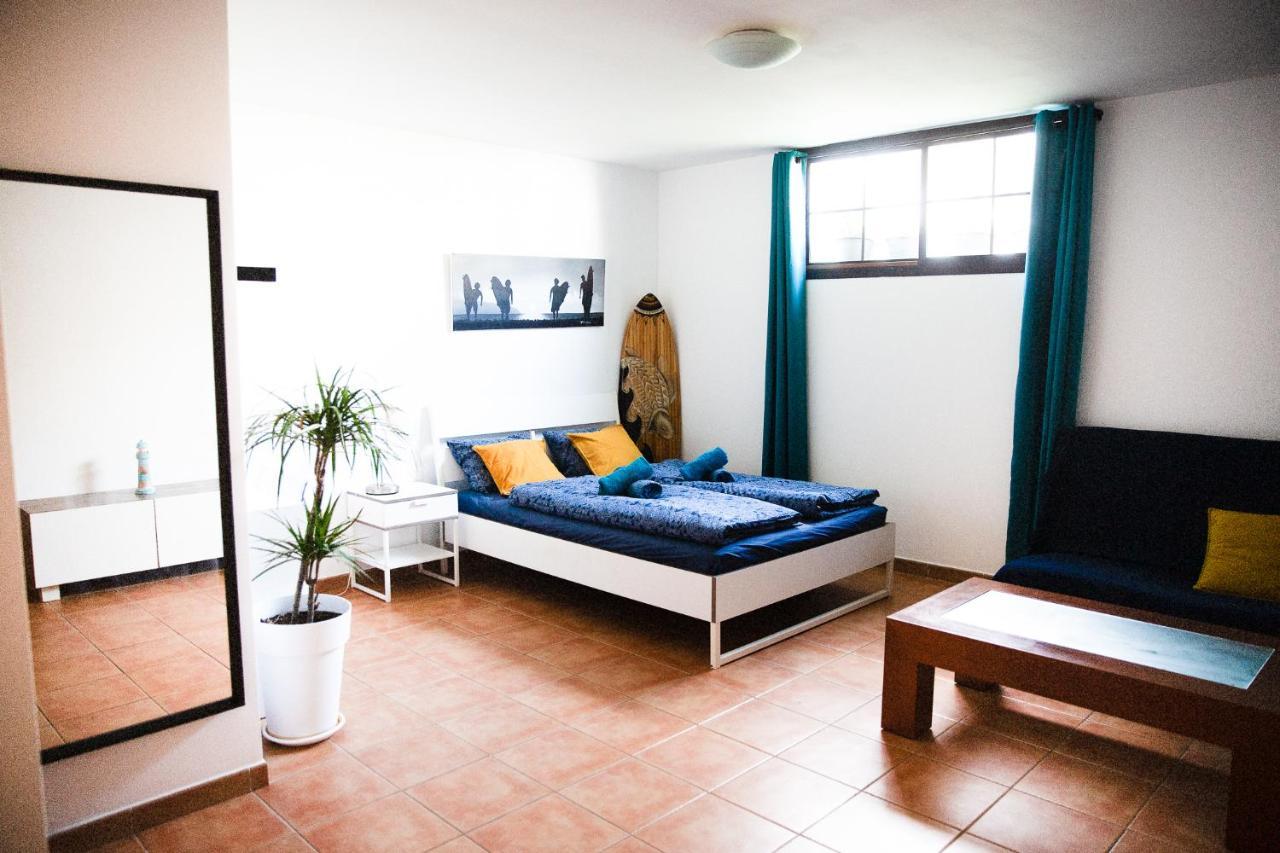 Surf Dream Surfhouse Hostel Corralejo Kültér fotó