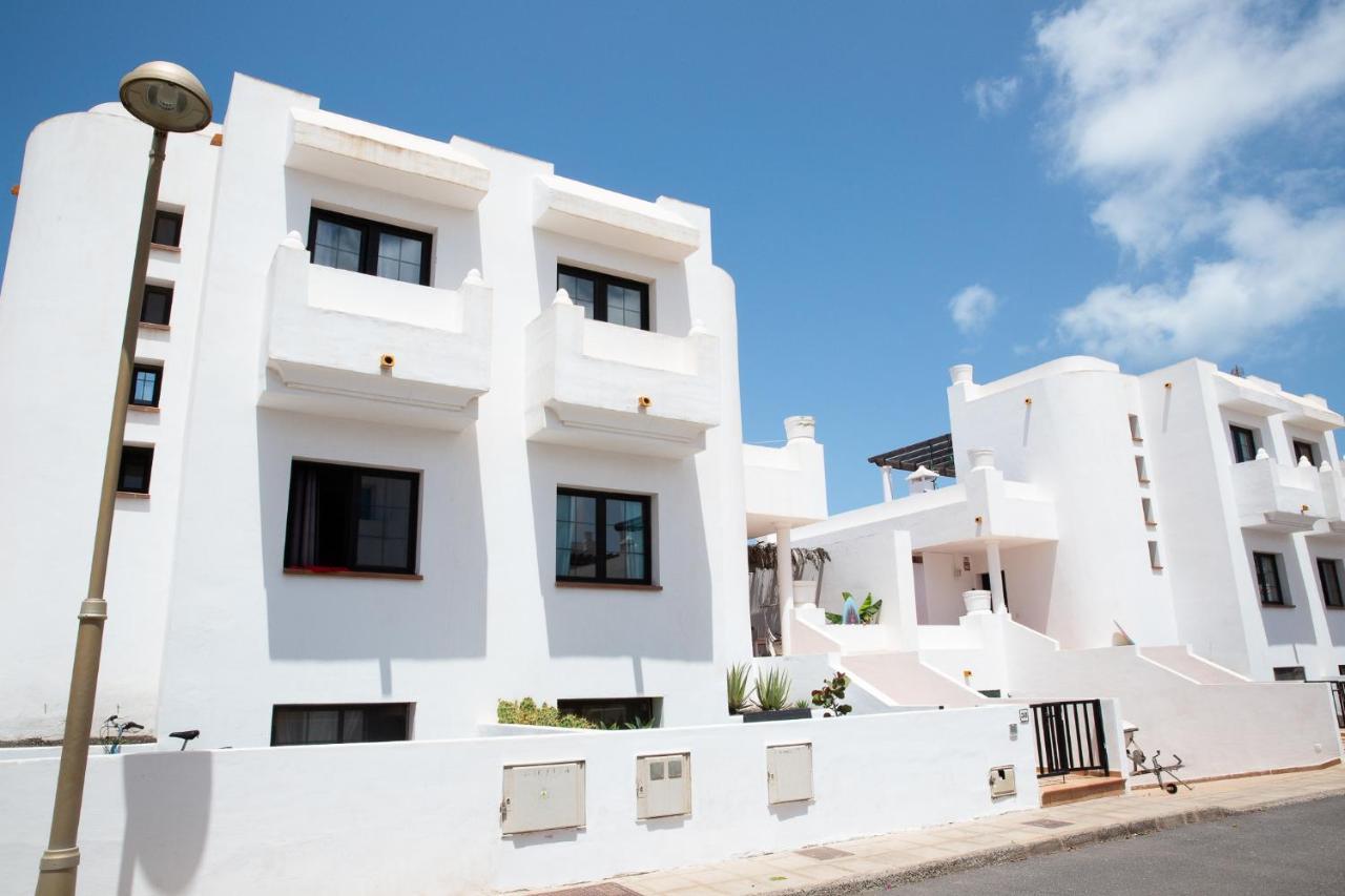 Surf Dream Surfhouse Hostel Corralejo Kültér fotó