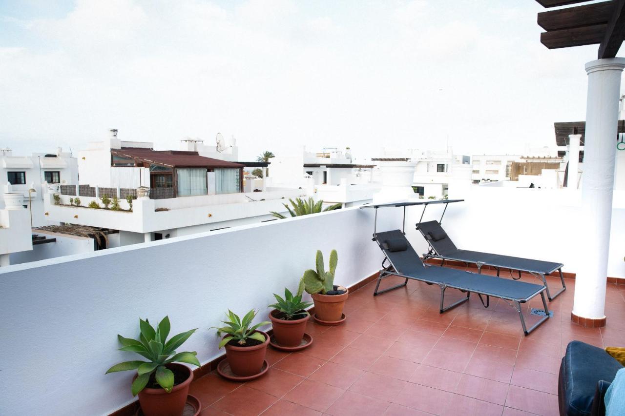 Surf Dream Surfhouse Hostel Corralejo Kültér fotó