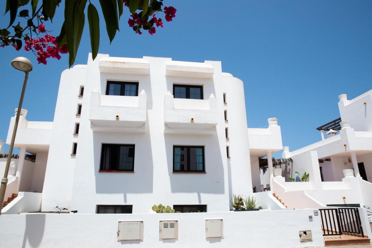Surf Dream Surfhouse Hostel Corralejo Kültér fotó