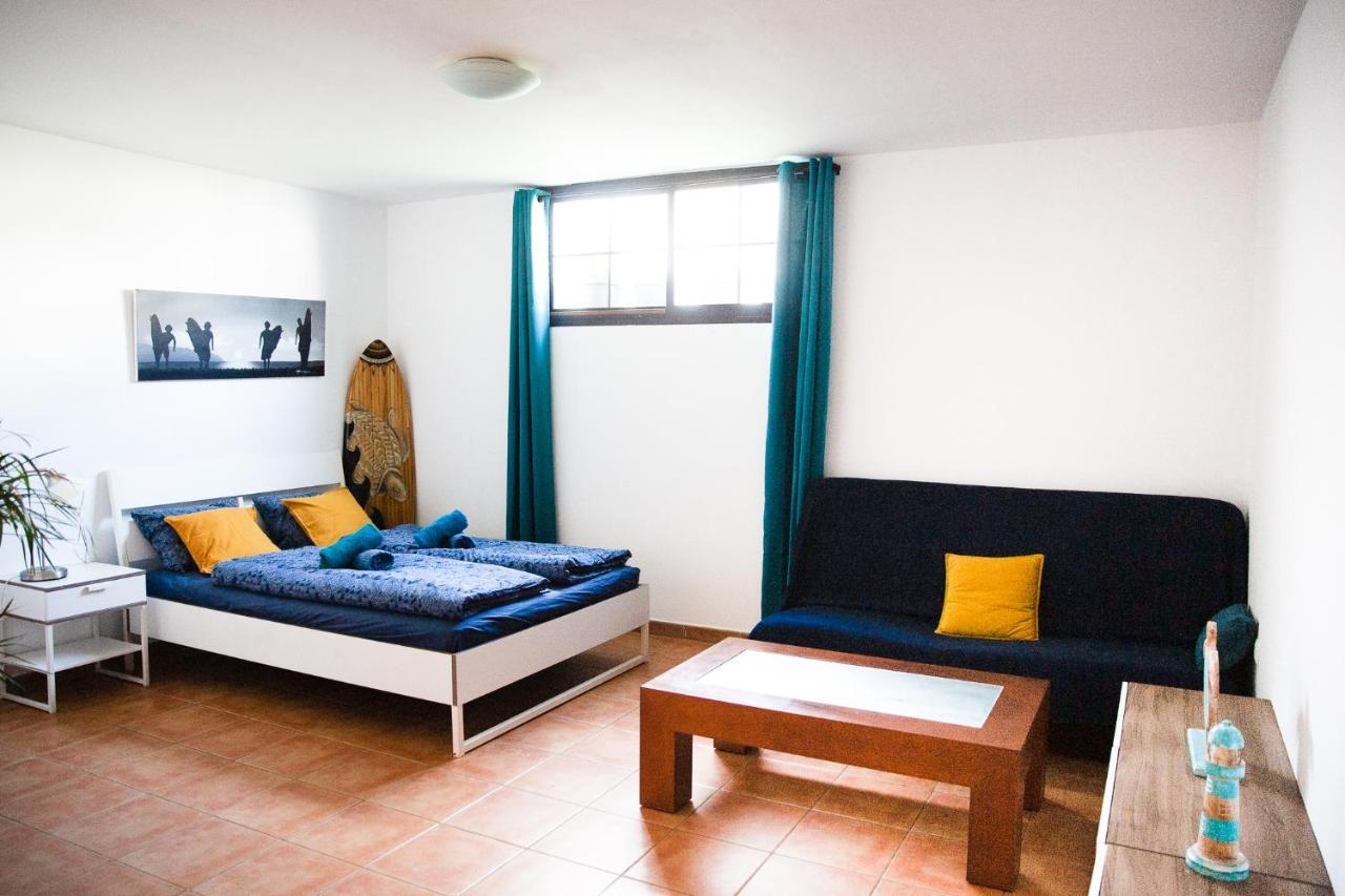 Surf Dream Surfhouse Hostel Corralejo Kültér fotó